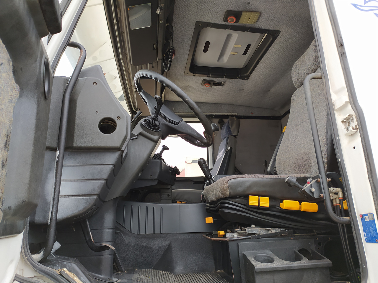 Φορτηγό ανατρεπόμενο SCANIA 143 420 BASCULANTE: φωτογραφία 7