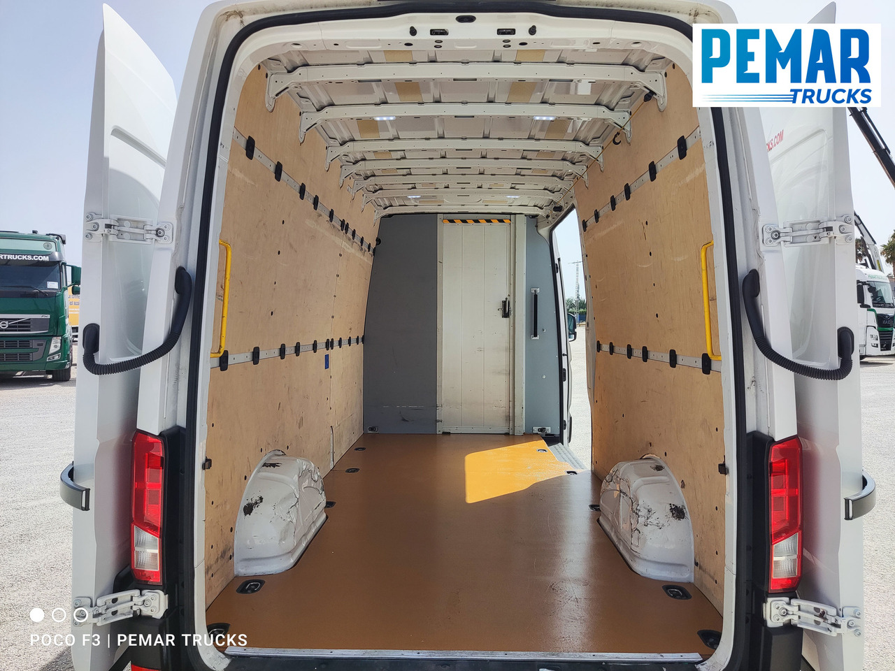 Βαν VOLKSWAGEN CRAFTER 2.0 FURGON L4 H3 EURO 6 140 CV: φωτογραφία 15 Βαν VOLKSWAGEN CRAFTER 2.0 FURGON L4 H3 EURO 6 140 CV: φωτογραφία 15