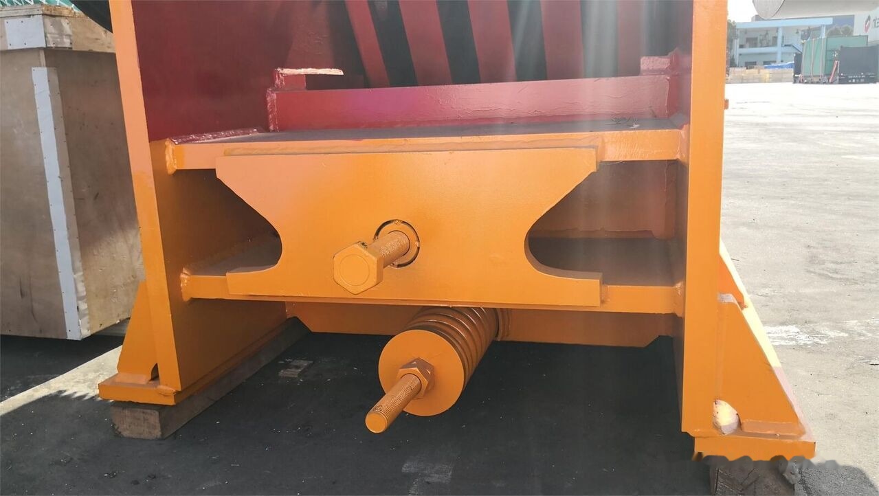 Kinglink High strength PE600x900 Jaw Crusher | Iron Ore - Θραυστήρας σιαγόνων: φωτογραφία 4 Kinglink High strength PE600x900 Jaw Crusher | Iron Ore - Θραυστήρας σιαγόνων: φωτογραφία 4