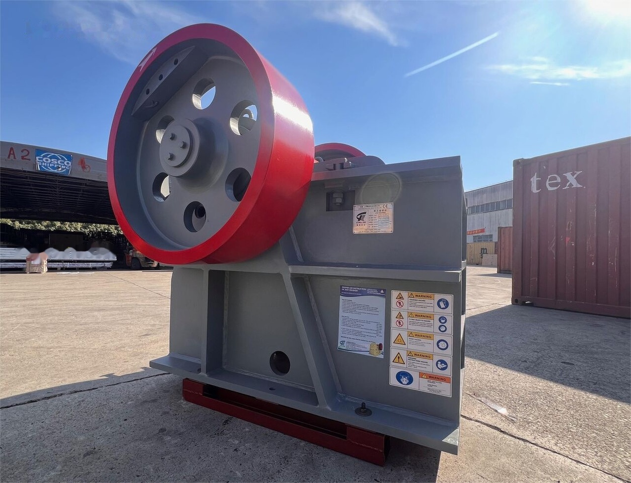 Kinglink PE1624 | PE-400x600 Rock Stone Jaw Crusher - Θραυστήρας σιαγόνων: φωτογραφία 4 Kinglink PE1624 | PE-400x600 Rock Stone Jaw Crusher - Θραυστήρας σιαγόνων: φωτογραφία 4