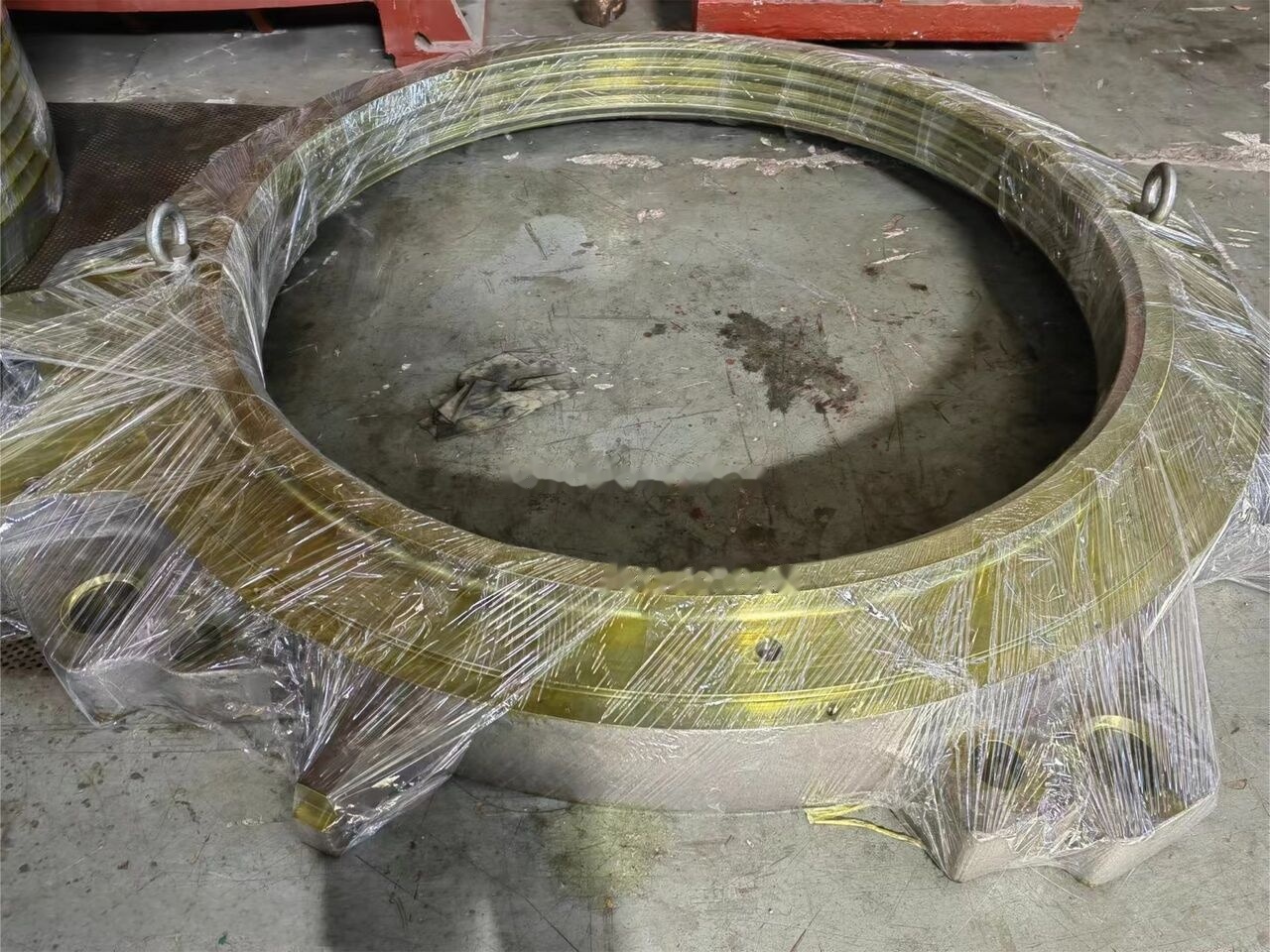 Metso Adjustment Ring for Metso HP400 Cone Crusher - Κωνικός θραυστήρας: φωτογραφία 1 Metso Adjustment Ring for Metso HP400 Cone Crusher - Κωνικός θραυστήρας: φωτογραφία 1