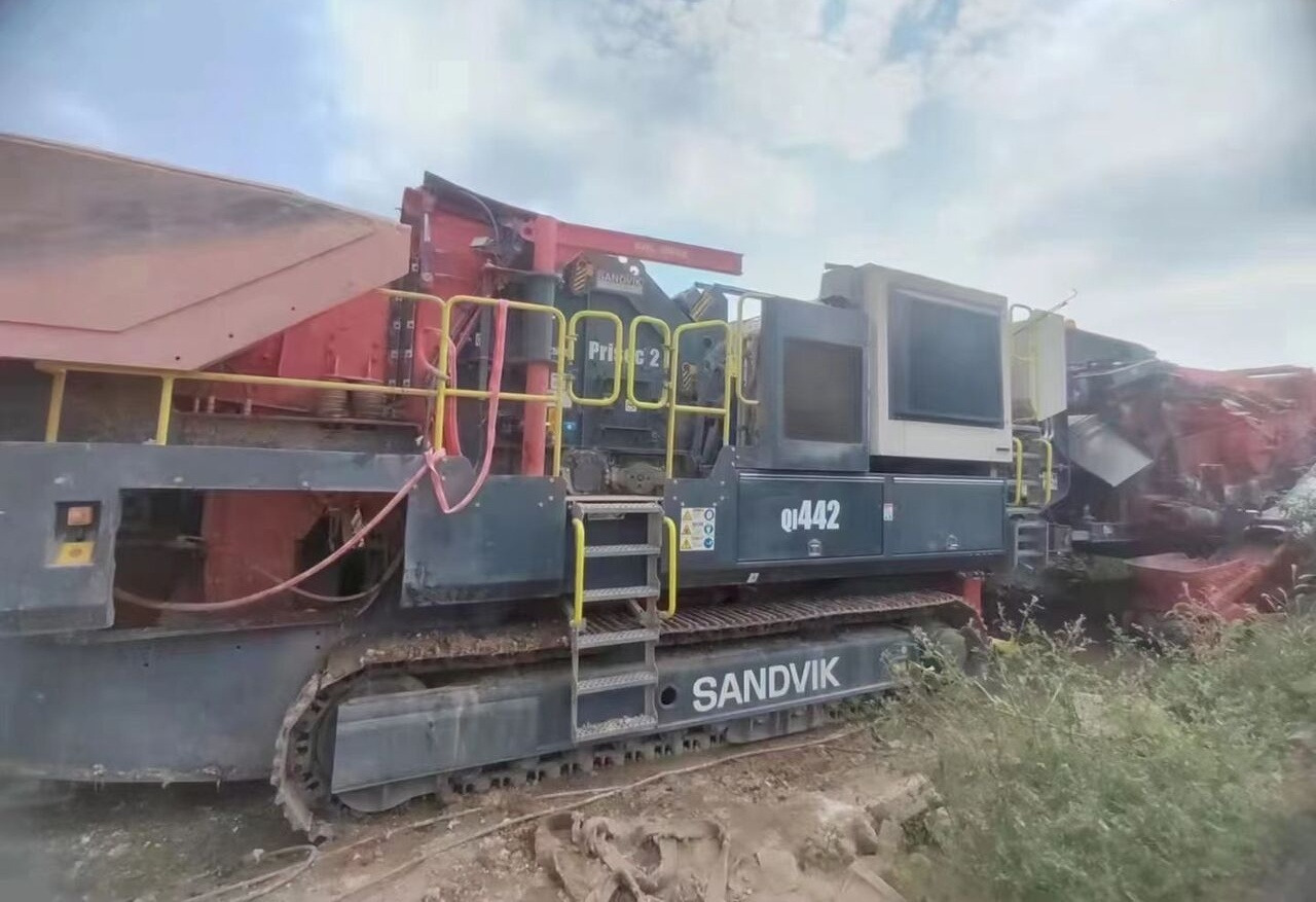 Sandvik QI442 Tracked Impact Crusher+QA335 Tracked Screen - Κινητός σπαστήρας: φωτογραφία 3 Sandvik QI442 Tracked Impact Crusher+QA335 Tracked Screen - Κινητός σπαστήρας: φωτογραφία 3
