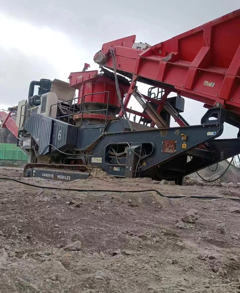Sandvik QJ341,QH441,QA451 - Θραυστήρας σιαγόνων: φωτογραφία 2 Sandvik QJ341,QH441,QA451 - Θραυστήρας σιαγόνων: φωτογραφία 2