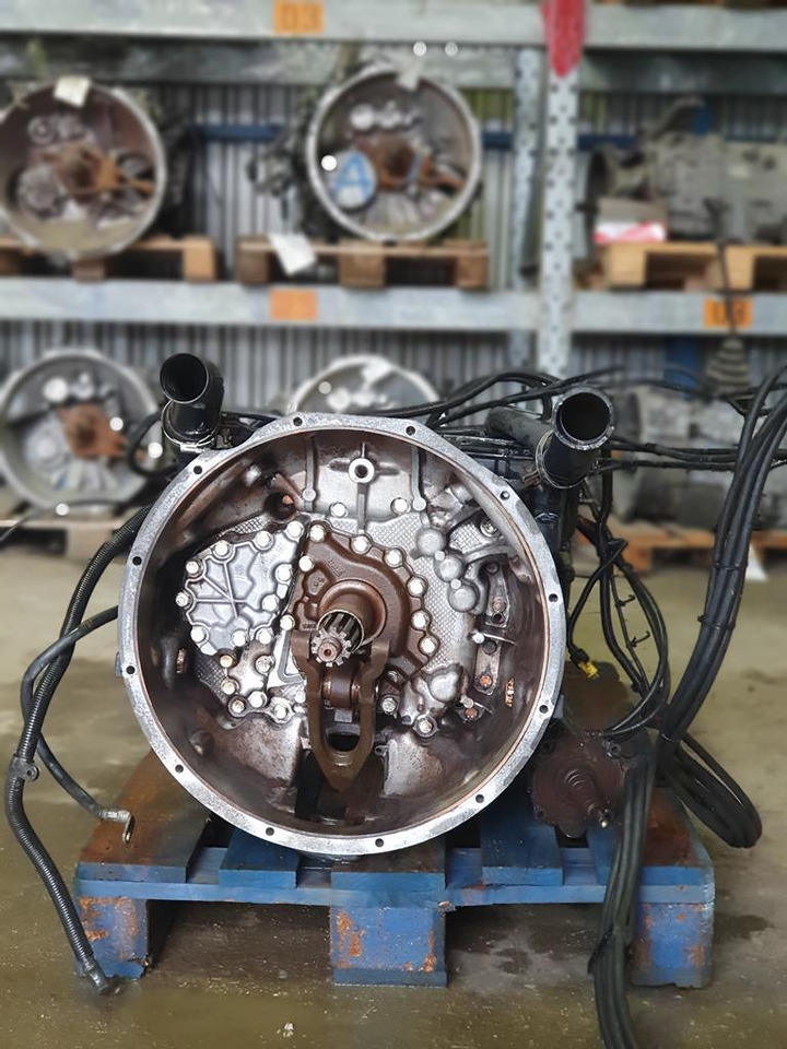 MAN TGA 16 S 2221 TD WITH INTARDER - Κιβώτιο ταχυτήτων για Φορτηγό: φωτογραφία 2 MAN TGA 16 S 2221 TD WITH INTARDER - Κιβώτιο ταχυτήτων για Φορτηγό: φωτογραφία 2