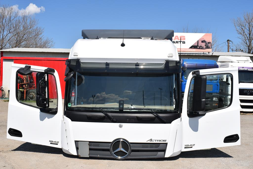 MERCEDES-BENZ ACTROS MP 4 (BIG SPACE) - Καμπίνα για Φορτηγό: φωτογραφία 3 MERCEDES-BENZ ACTROS MP 4 (BIG SPACE) - Καμπίνα για Φορτηγό: φωτογραφία 3