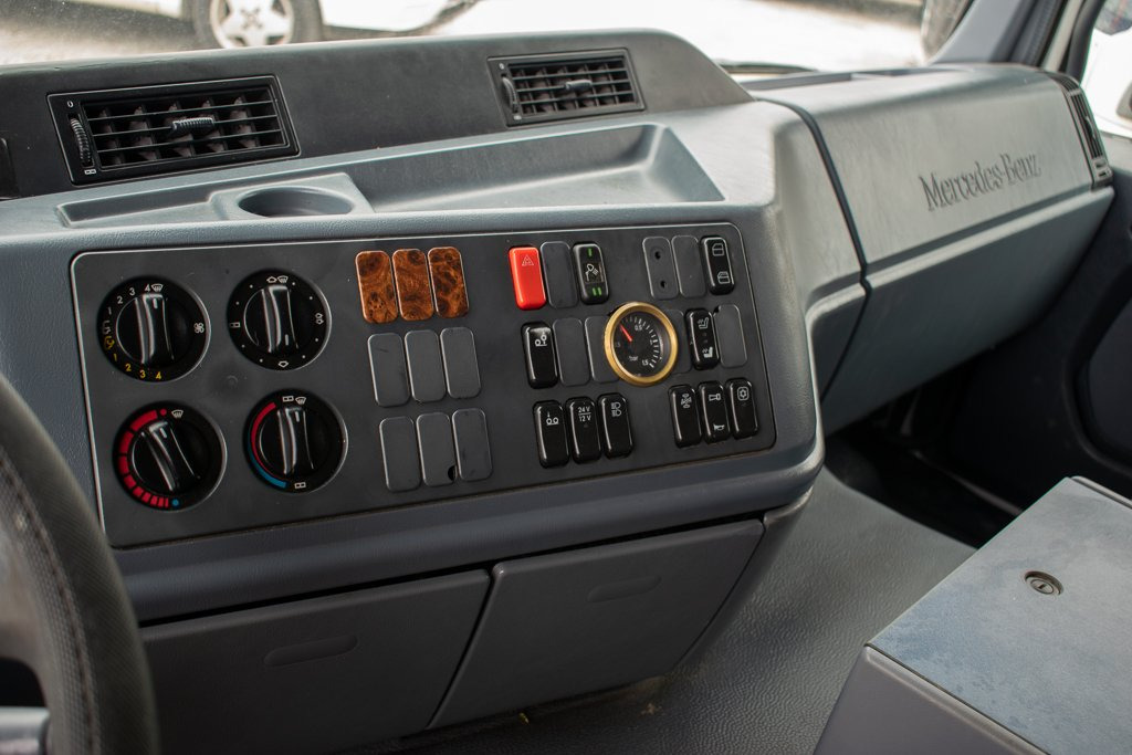 MERCEDES-BENZ ACTROS MP I - Ταμπλό αυτοκινήτου για Φορτηγό: φωτογραφία 2 MERCEDES-BENZ ACTROS MP I - Ταμπλό αυτοκινήτου για Φορτηγό: φωτογραφία 2