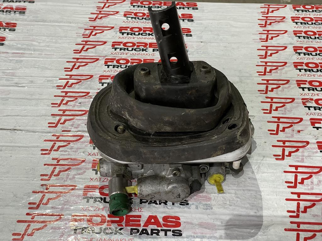 MERCEDES-BENZ HYDRAULIC GEAR STICK - A 000 260 5898 - Λεβιές ταχύτητων για Φορτηγό: φωτογραφία 2 MERCEDES-BENZ HYDRAULIC GEAR STICK - A 000 260 5898 - Λεβιές ταχύτητων για Φορτηγό: φωτογραφία 2