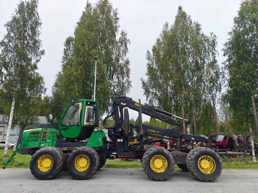 John Deere 1210 E - Λαστιχοφόρα προωθητικo - forwarder: φωτογραφία 2 John Deere 1210 E - Λαστιχοφόρα προωθητικo - forwarder: φωτογραφία 2