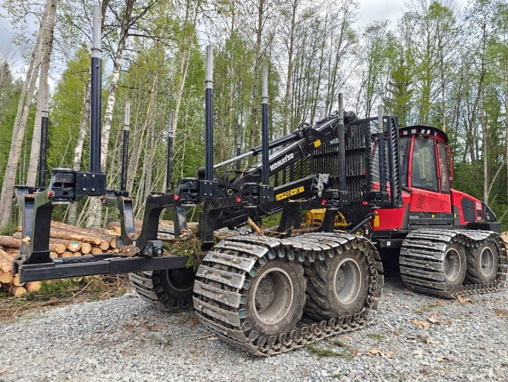 Komatsu 855 - Λαστιχοφόρα προωθητικo - forwarder: φωτογραφία 5 Komatsu 855 - Λαστιχοφόρα προωθητικo - forwarder: φωτογραφία 5