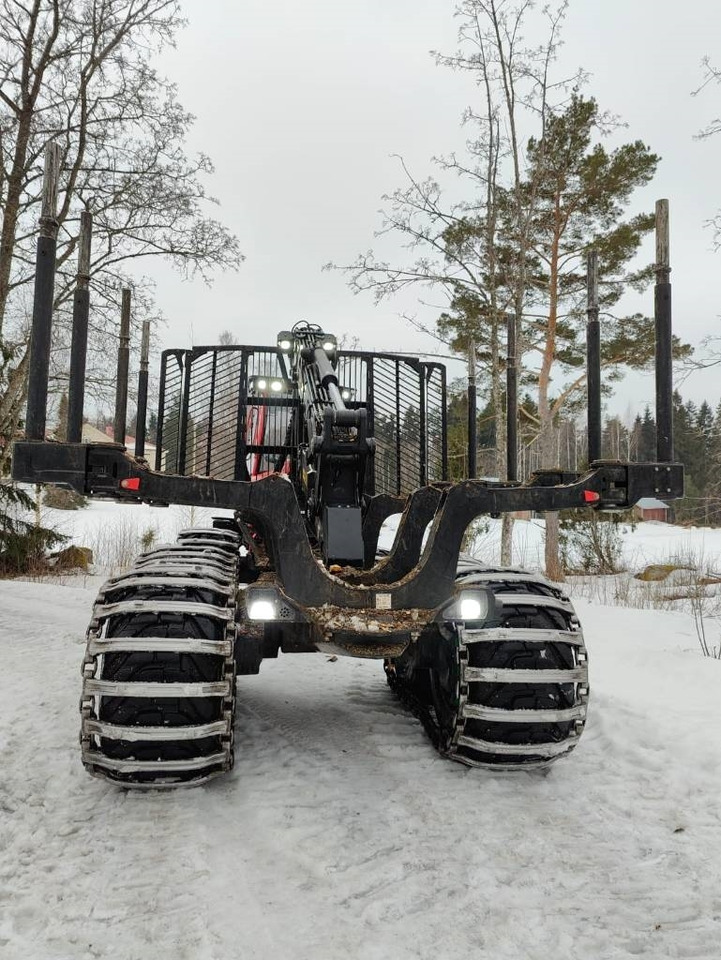 Komatsu 875 - Λαστιχοφόρα προωθητικo - forwarder: φωτογραφία 4 Komatsu 875 - Λαστιχοφόρα προωθητικo - forwarder: φωτογραφία 4