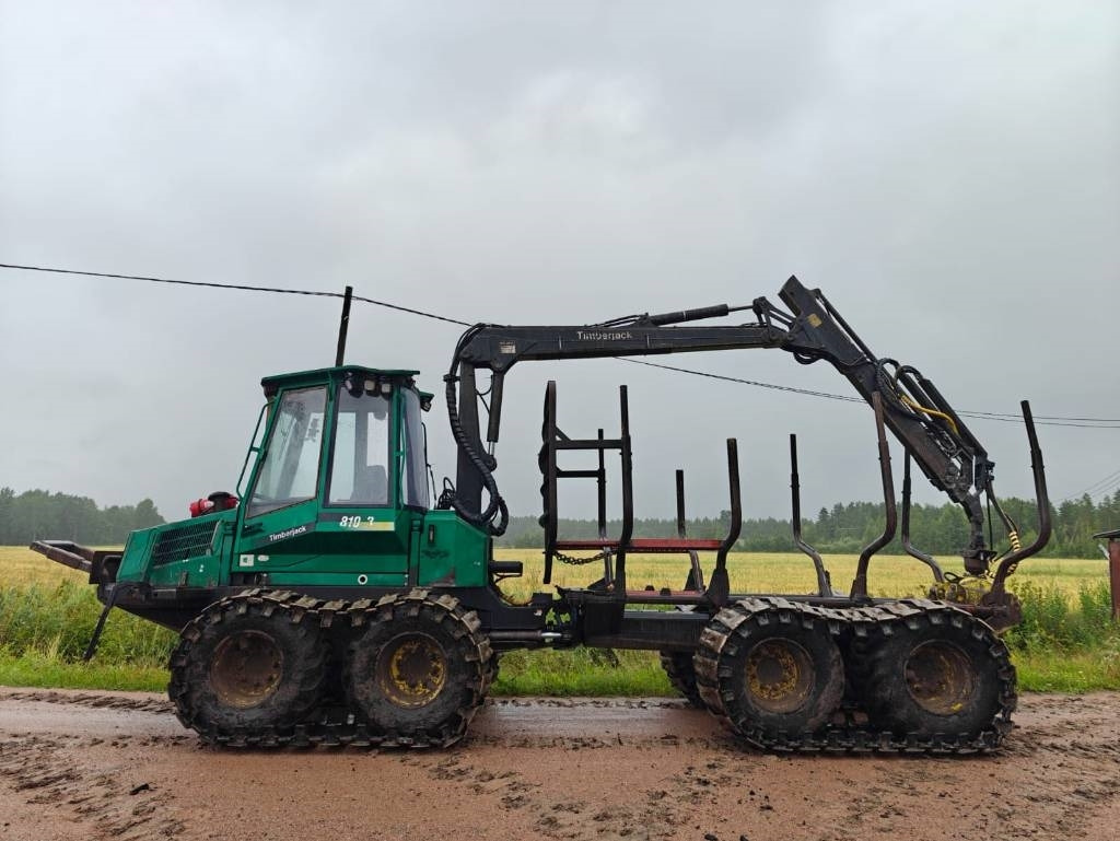 Timberjack 810 B - Λαστιχοφόρα προωθητικo - forwarder: φωτογραφία 2 Timberjack 810 B - Λαστιχοφόρα προωθητικo - forwarder: φωτογραφία 2