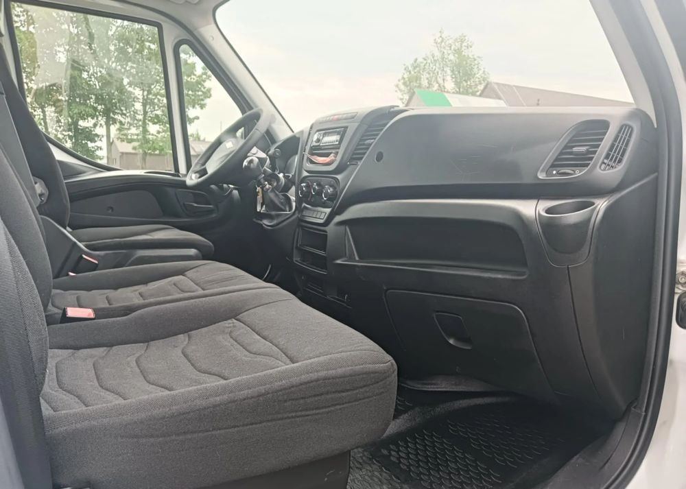 Iveco 35C13, 35C12, 35C14, 35C15 - Όχημα με ανατρεπομενη καροτσα: φωτογραφία 4 Iveco 35C13, 35C12, 35C14, 35C15 - Όχημα με ανατρεπομενη καροτσα: φωτογραφία 4