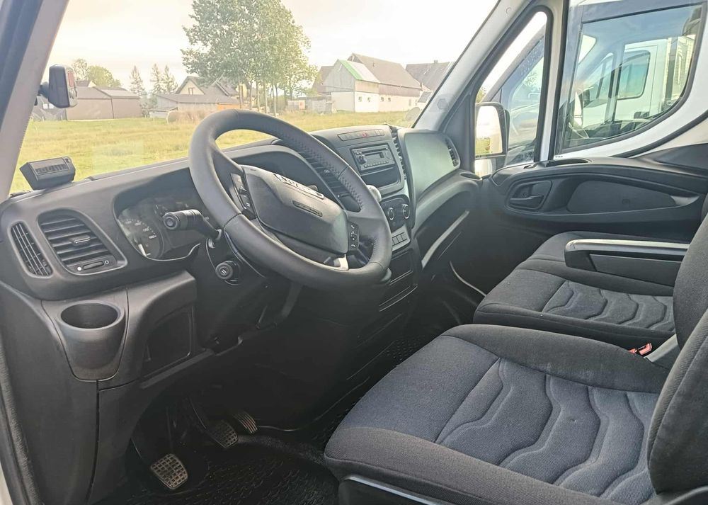 Iveco 35C14, 35C13, 35C12 - Επαγγελματικό αυτοκίνητο ψυγείο: φωτογραφία 4 Iveco 35C14, 35C13, 35C12 - Επαγγελματικό αυτοκίνητο ψυγείο: φωτογραφία 4