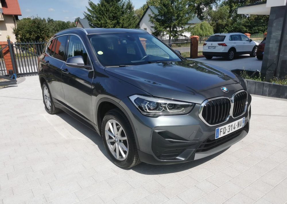 BMW X1 sDrive16d - Station wagon: φωτογραφία 1 BMW X1 sDrive16d - Station wagon: φωτογραφία 1