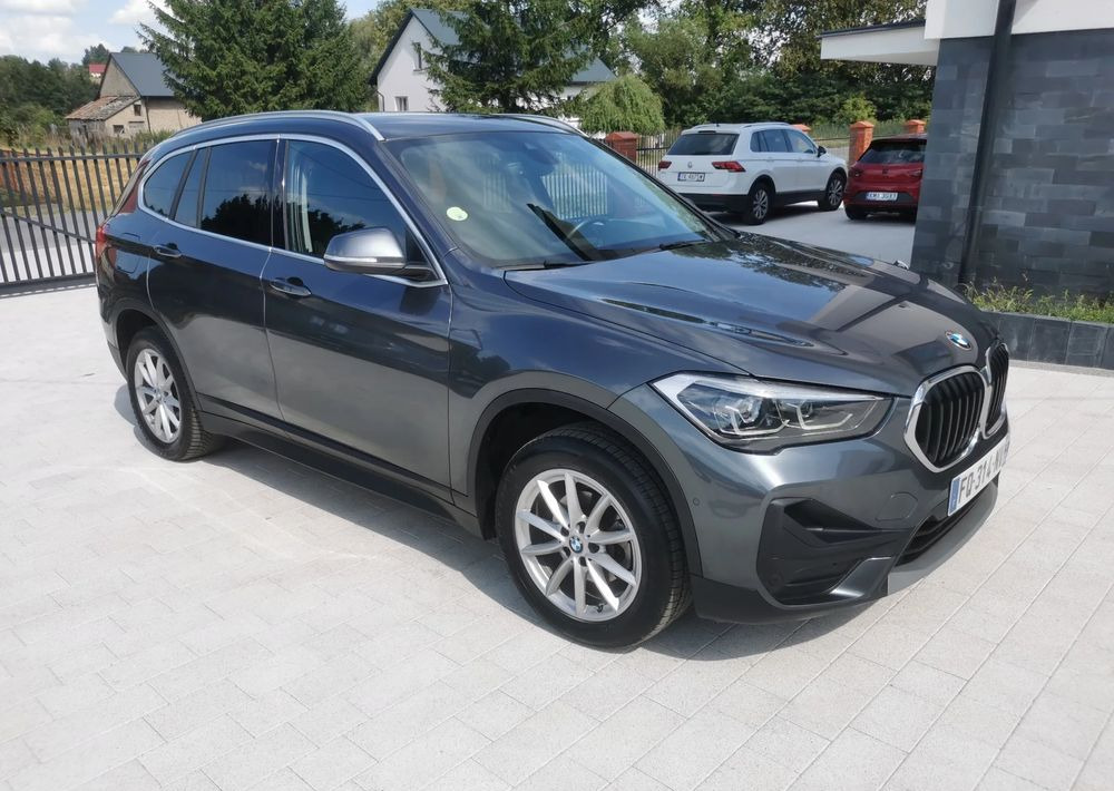 BMW X1 sDrive16d - Station wagon: φωτογραφία 2 BMW X1 sDrive16d - Station wagon: φωτογραφία 2