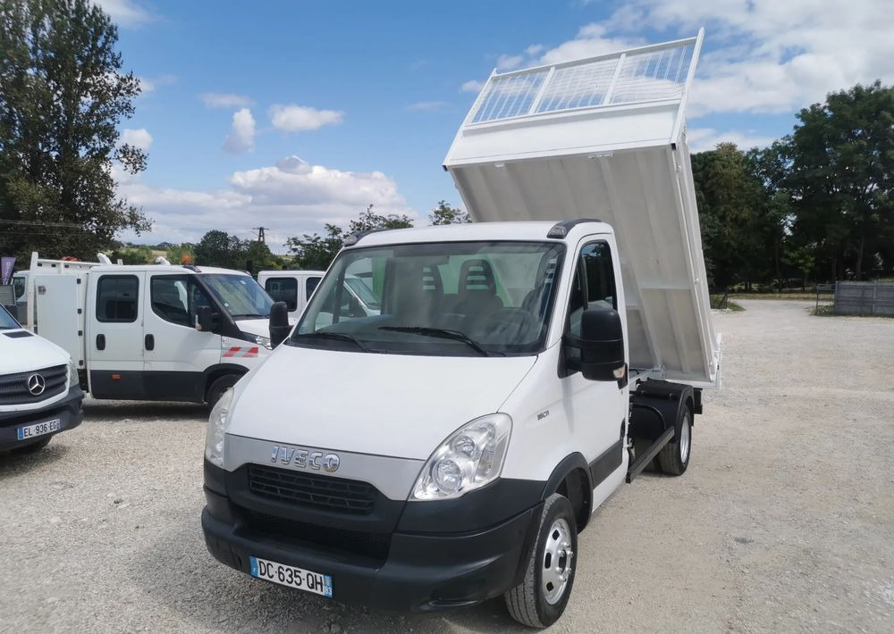 Iveco Daily 35C11 Kiper wywrotka Hak Bliźniak sprowadzony 35C12 - Όχημα με ανατρεπομενη καροτσα: φωτογραφία 1 Iveco Daily 35C11 Kiper wywrotka Hak Bliźniak sprowadzony 35C12 - Όχημα με ανατρεπομενη καροτσα: φωτογραφία 1
