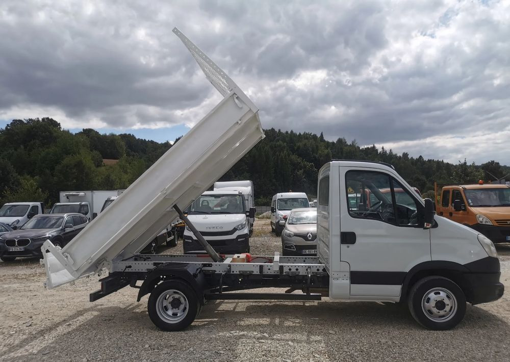 Iveco Daily 35C11 Kiper wywrotka Hak Bliźniak sprowadzony 35C12 - Όχημα με ανατρεπομενη καροτσα: φωτογραφία 4 Iveco Daily 35C11 Kiper wywrotka Hak Bliźniak sprowadzony 35C12 - Όχημα με ανατρεπομενη καροτσα: φωτογραφία 4