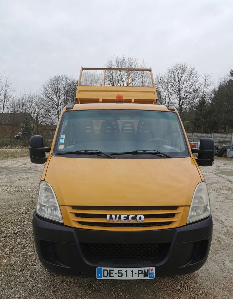 Iveco Daily 35C12 Brygadówka wywrotka Dubel hak kiper doka 35C13 - Όχημα με ανατρεπομενη καροτσα: φωτογραφία 2 Iveco Daily 35C12 Brygadówka wywrotka Dubel hak kiper doka 35C13 - Όχημα με ανατρεπομενη καροτσα: φωτογραφία 2