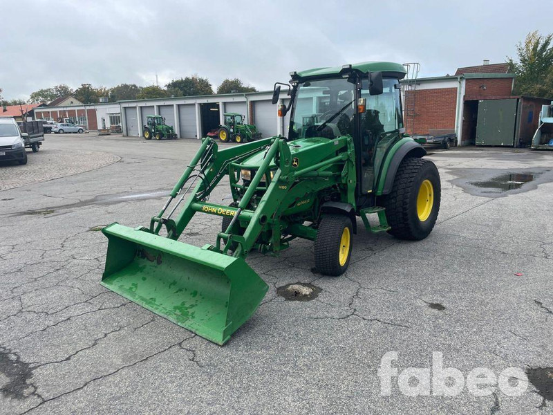 John Deere 4066R - Τρακτέρ: φωτογραφία 1 John Deere 4066R - Τρακτέρ: φωτογραφία 1
