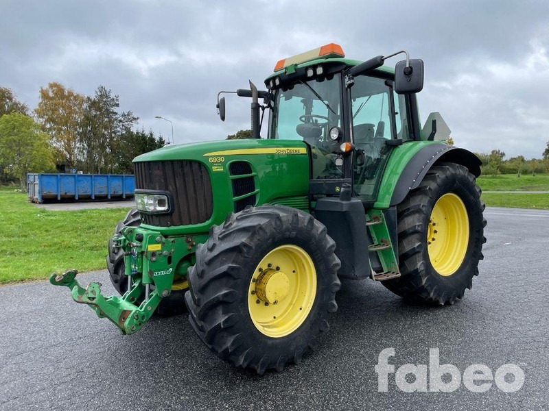 John Deere 6930 - Τρακτέρ: φωτογραφία 1 John Deere 6930 - Τρακτέρ: φωτογραφία 1