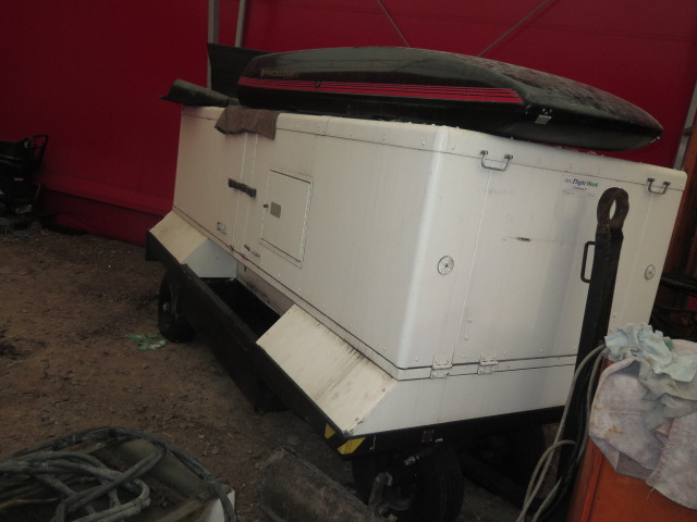 Trieletron 90T400SLN - Επίγεια μονάδα ισχύος: φωτογραφία 1 Trieletron 90T400SLN - Επίγεια μονάδα ισχύος: φωτογραφία 1