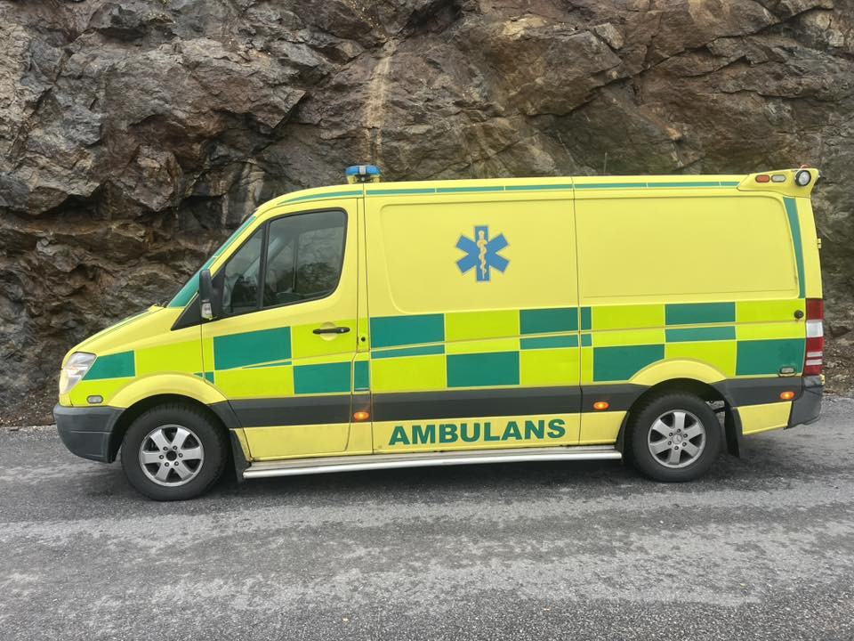 MERCEDES-BENZ Sprinter 316 NGT - AMBULANCE / швидка допомога / shvydka dopomoha - Ασθενοφόρο: φωτογραφία 2 MERCEDES-BENZ Sprinter 316 NGT - AMBULANCE / швидка допомога / shvydka dopomoha - Ασθενοφόρο: φωτογραφία 2