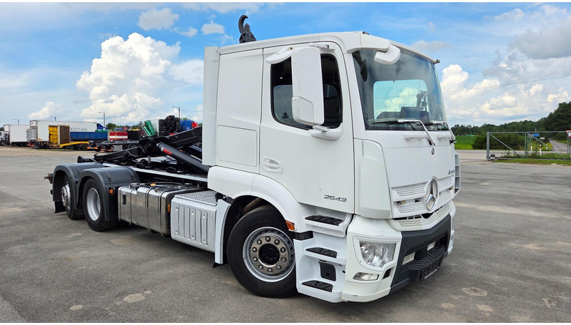 Mercedes-Benz Actros 2543 6X2*4 - Φορτηγό φόρτωσης γάντζου: φωτογραφία 2 Mercedes-Benz Actros 2543 6X2*4 - Φορτηγό φόρτωσης γάντζου: φωτογραφία 2
