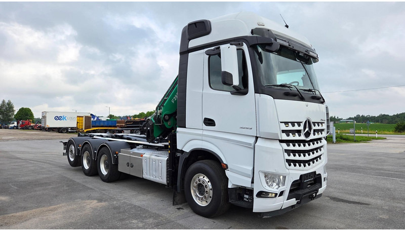 Mercedes-Benz Arocs 3253 8X4*4 Fassi F295 - Φορτηγό φόρτωσης γάντζου, Φορτηγό με γερανό: φωτογραφία 4 Mercedes-Benz Arocs 3253 8X4*4 Fassi F295 - Φορτηγό φόρτωσης γάντζου, Φορτηγό με γερανό: φωτογραφία 4
