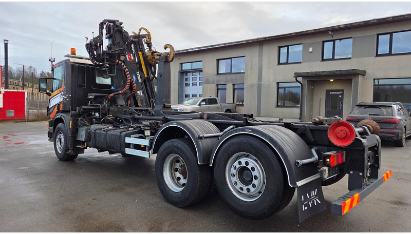 Scania P114 6X2*4 340 Jonsered 100Z - Φορτηγό φόρτωσης γάντζου, Φορτηγό με γερανό: φωτογραφία 4 Scania P114 6X2*4 340 Jonsered 100Z - Φορτηγό φόρτωσης γάντζου, Φορτηγό με γερανό: φωτογραφία 4