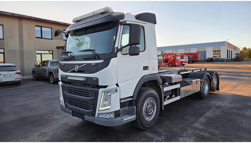 Volvo FM410 6X2*4 - Φορτηγό φόρτωσης γάντζου: φωτογραφία 1 Volvo FM410 6X2*4 - Φορτηγό φόρτωσης γάντζου: φωτογραφία 1