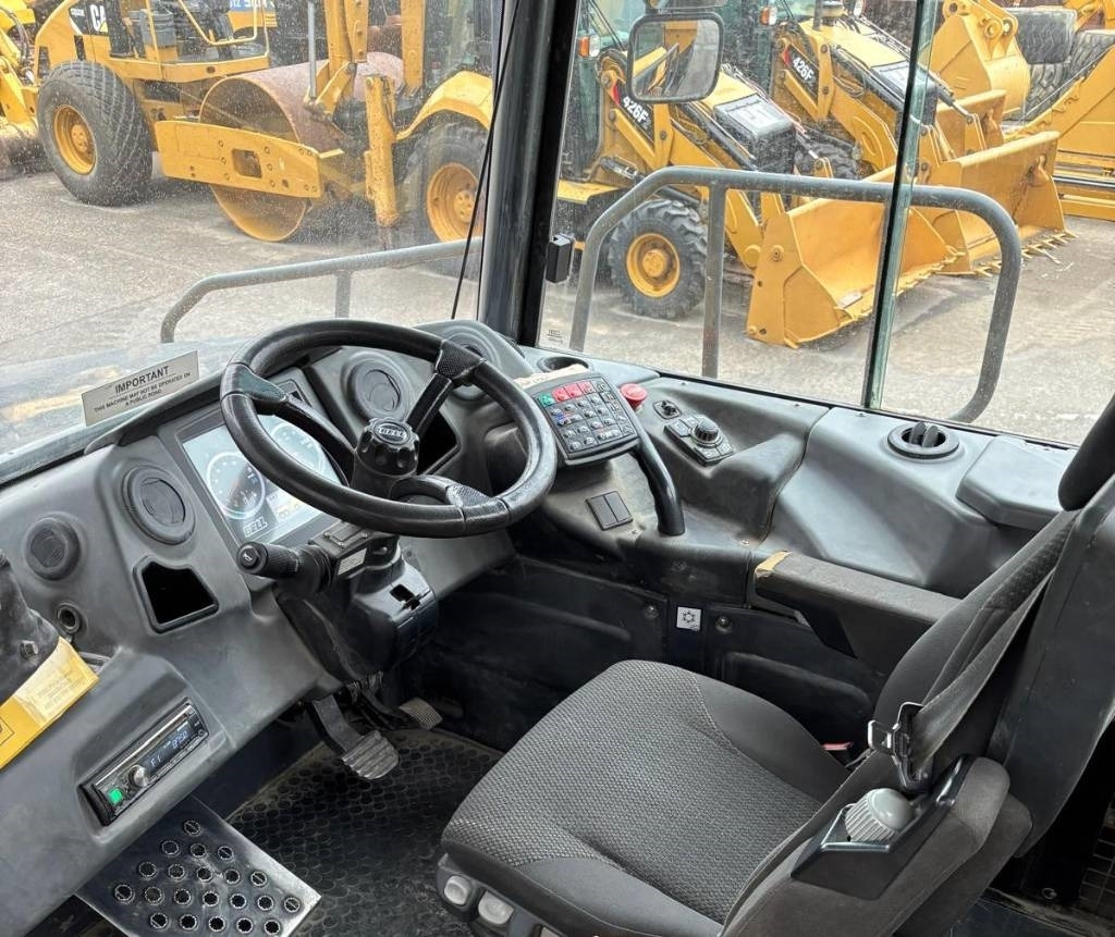 Bell B 30 E (New tyres / Under Preparation) - Αρθρωτό φορτηγό: φωτογραφία 4 Bell B 30 E (New tyres / Under Preparation) - Αρθρωτό φορτηγό: φωτογραφία 4