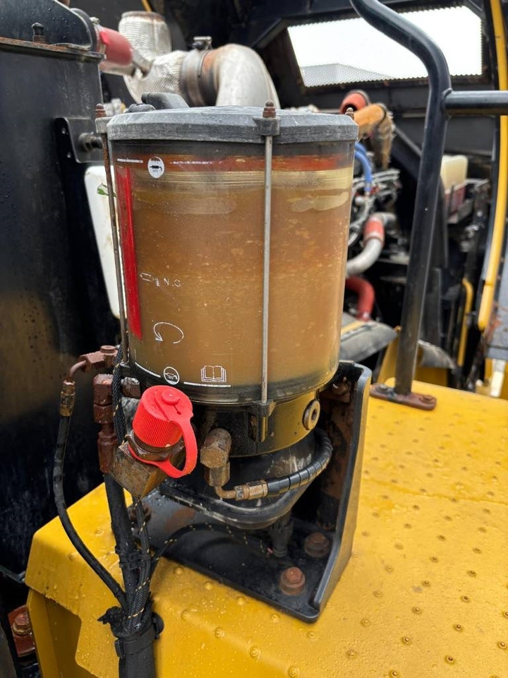 Ελαστιχοφόρος φορτωτής CAT 980: φωτογραφία 23 Ελαστιχοφόρος φορτωτής CAT 980: φωτογραφία 23