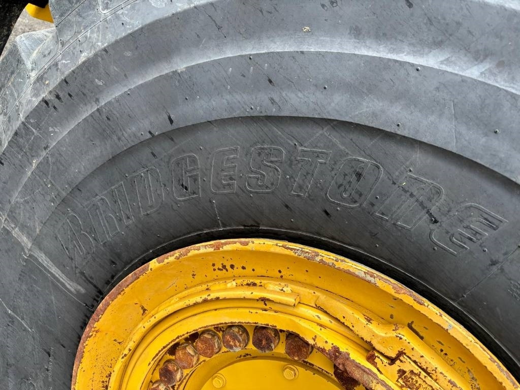 Ελαστιχοφόρος φορτωτής CAT 980: φωτογραφία 28 Ελαστιχοφόρος φορτωτής CAT 980: φωτογραφία 28