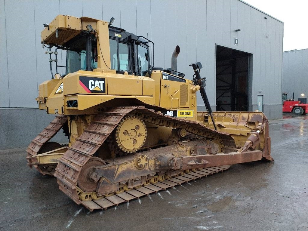 CAT D 6 T LGP (CE / New UC) - Μπουλντόζα: φωτογραφία 4 CAT D 6 T LGP (CE / New UC) - Μπουλντόζα: φωτογραφία 4