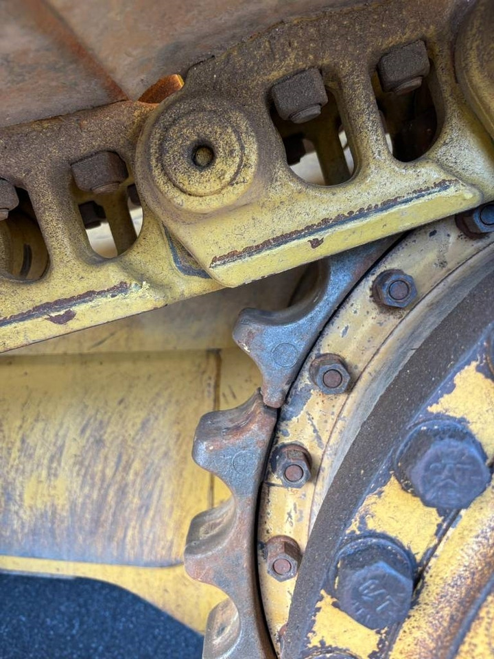 CAT D 6 T LGP (CE / New UC) - Μπουλντόζα: φωτογραφία 5 CAT D 6 T LGP (CE / New UC) - Μπουλντόζα: φωτογραφία 5