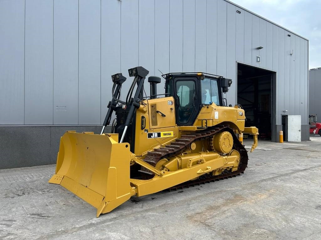 CAT D 6 XL (LOW HOURS - CE CERTIFIED) - Μπουλντόζα: φωτογραφία 2 CAT D 6 XL (LOW HOURS - CE CERTIFIED) - Μπουλντόζα: φωτογραφία 2