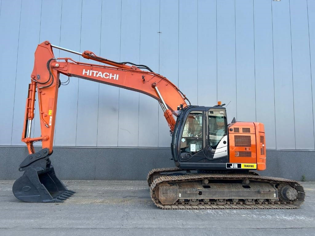 Hitachi ZX 225 US LC-6 - Ερπυστριοφόρος εκσκαφέας: φωτογραφία 1 Hitachi ZX 225 US LC-6 - Ερπυστριοφόρος εκσκαφέας: φωτογραφία 1