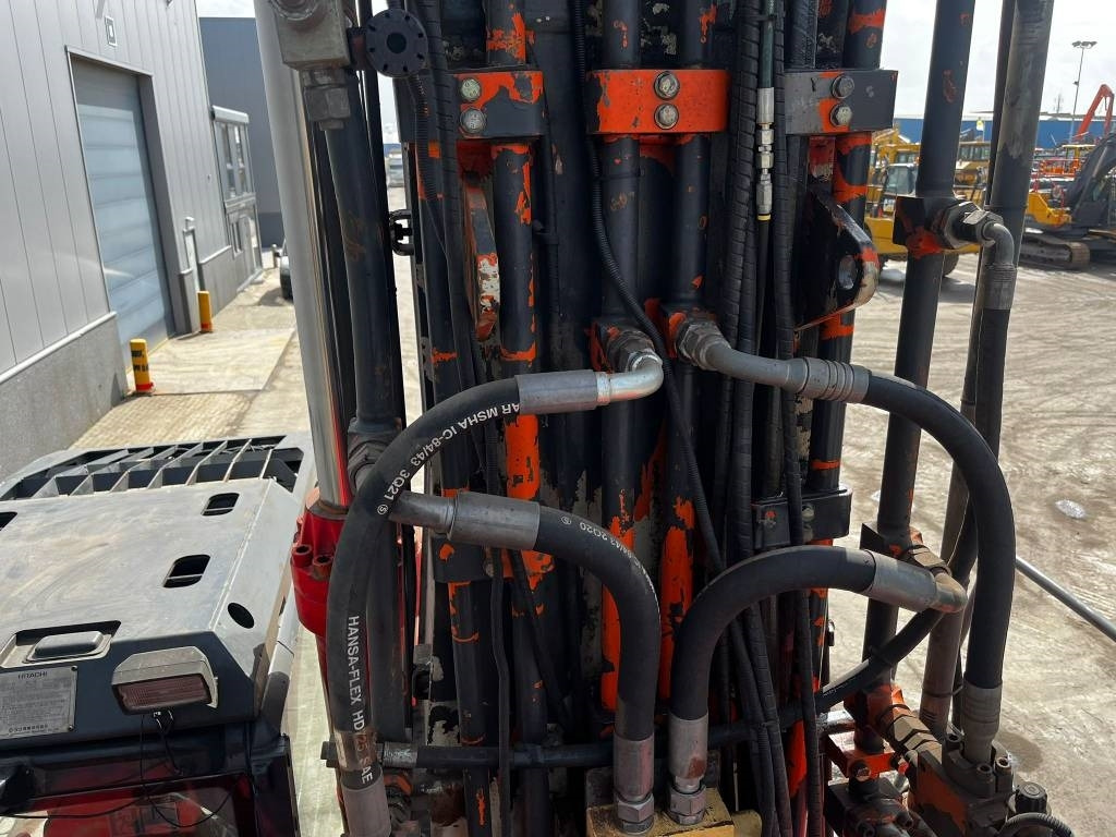 Μίσθωση Hitachi ZX 470 LCD - 3 (25m high reach demolition)  Hitachi ZX 470 LCD - 3 (25m high reach demolition): φωτογραφία 31