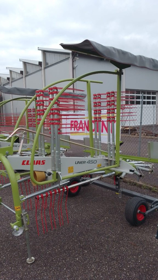 Claas Liner 450 - Χορτοσυλλέκτης: φωτογραφία 2 Claas Liner 450 - Χορτοσυλλέκτης: φωτογραφία 2
