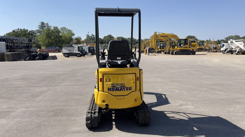 Komatsu PC16 R-3 HS - Μίνι εκσκαφέας: φωτογραφία 4 Komatsu PC16 R-3 HS - Μίνι εκσκαφέας: φωτογραφία 4