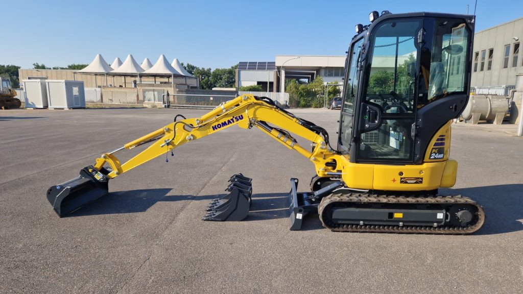 Komatsu PC24 MR-5 - Μίνι εκσκαφέας: φωτογραφία 2 Komatsu PC24 MR-5 - Μίνι εκσκαφέας: φωτογραφία 2