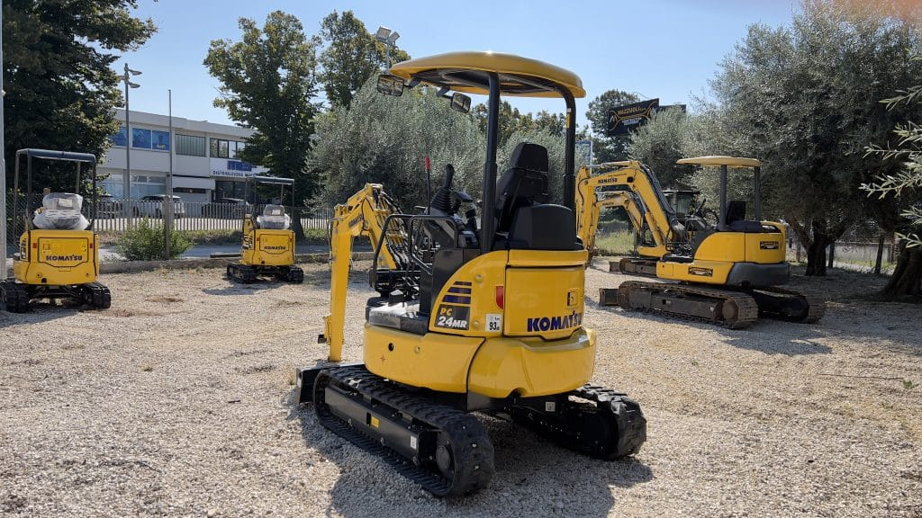 Komatsu PC24MR-5 (tettuccio) - Μίνι εκσκαφέας: φωτογραφία 2 Komatsu PC24MR-5 (tettuccio) - Μίνι εκσκαφέας: φωτογραφία 2