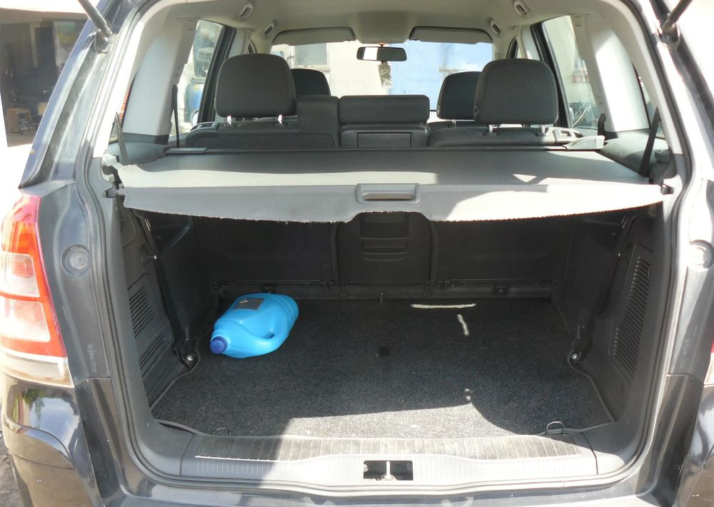 SUV Opel Zafira 1.9 CDTI Cosmo: φωτογραφία 6