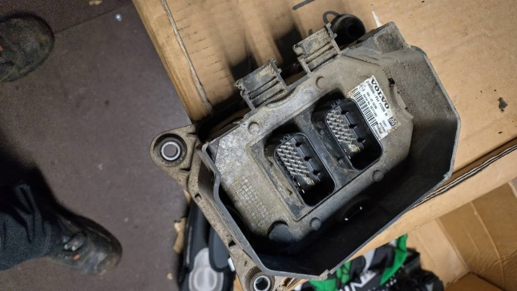 Volvo FCIOMM - Ηλεκτρικό σύστημα για Φορτηγό: φωτογραφία 2 Volvo FCIOMM - Ηλεκτρικό σύστημα για Φορτηγό: φωτογραφία 2