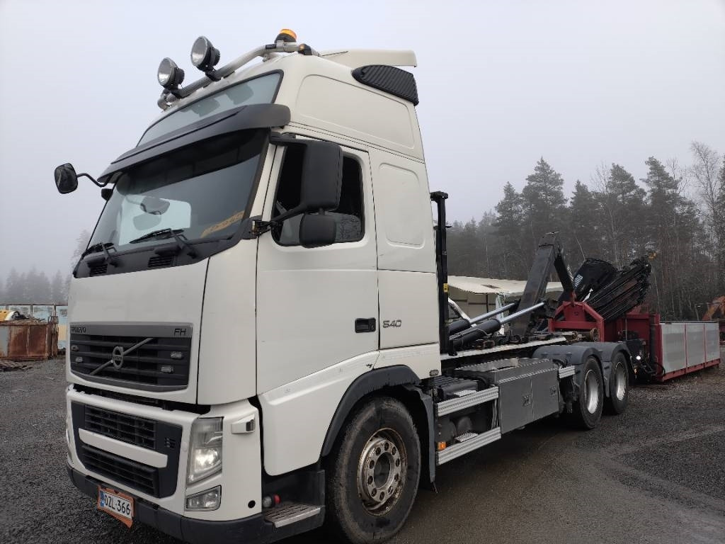 Volvo FH13 6x4 multilift koukku laite - Φορτηγό φόρτωσης γάντζου: φωτογραφία 1 Volvo FH13 6x4 multilift koukku laite - Φορτηγό φόρτωσης γάντζου: φωτογραφία 1