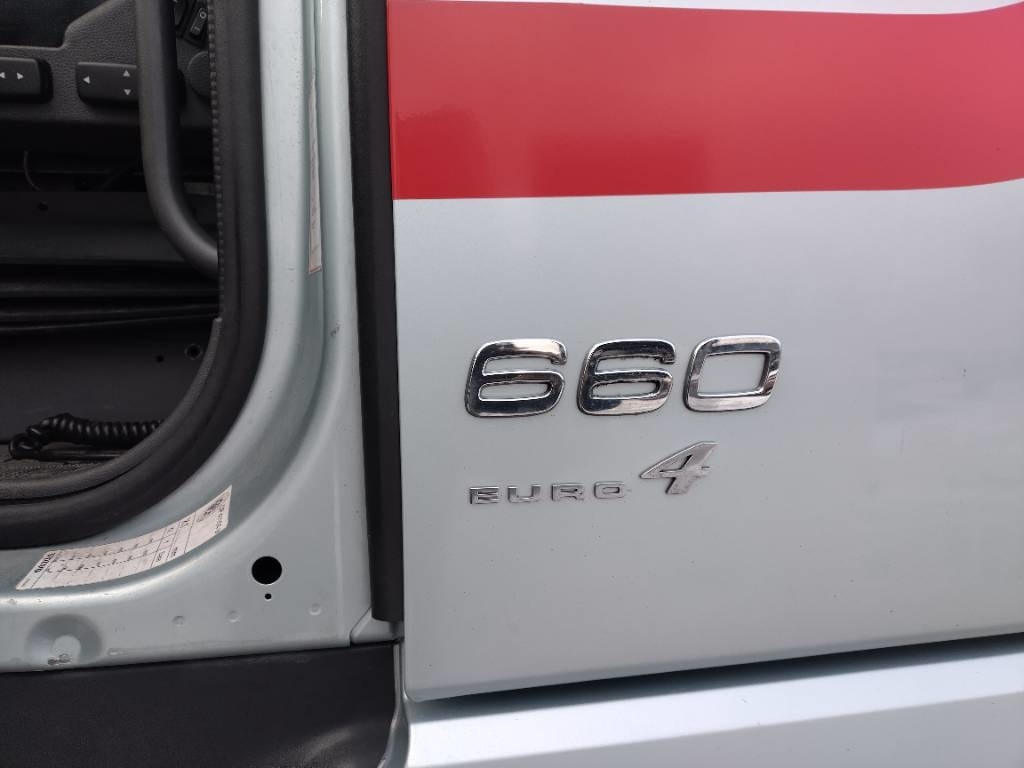 Volvo FH16 660 4x2 vetoauto - Τράκτορας: φωτογραφία 5 Volvo FH16 660 4x2 vetoauto - Τράκτορας: φωτογραφία 5