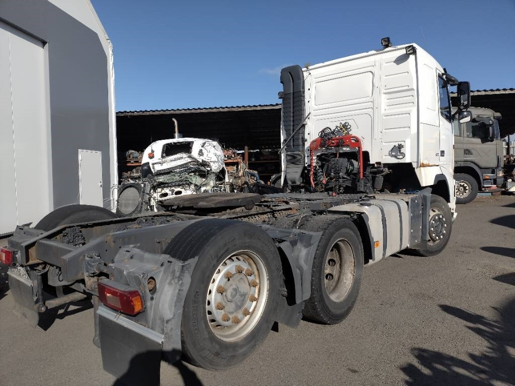 Volvo FH460 6x2 veturi kääntyvä teli - Τράκτορας: φωτογραφία 3 Volvo FH460 6x2 veturi kääntyvä teli - Τράκτορας: φωτογραφία 3