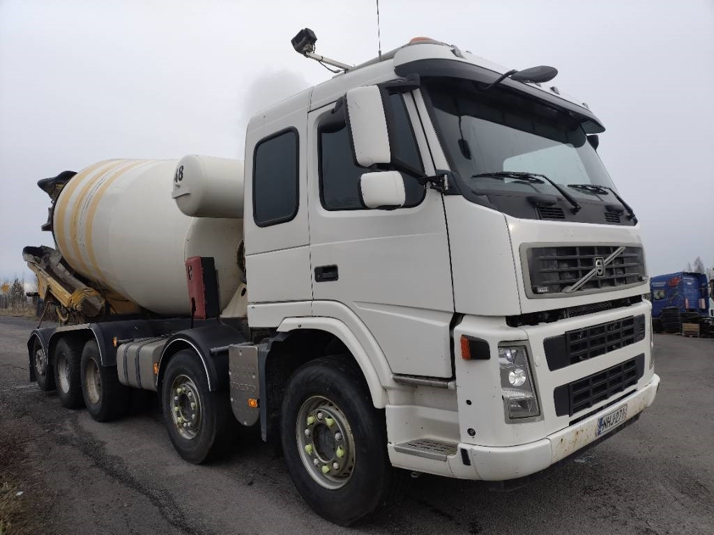 Volvo FM13 10*4 betoniauto,ränni - Μπετονιέρα φορτηγό: φωτογραφία 2 Volvo FM13 10*4 betoniauto,ränni - Μπετονιέρα φορτηγό: φωτογραφία 2
