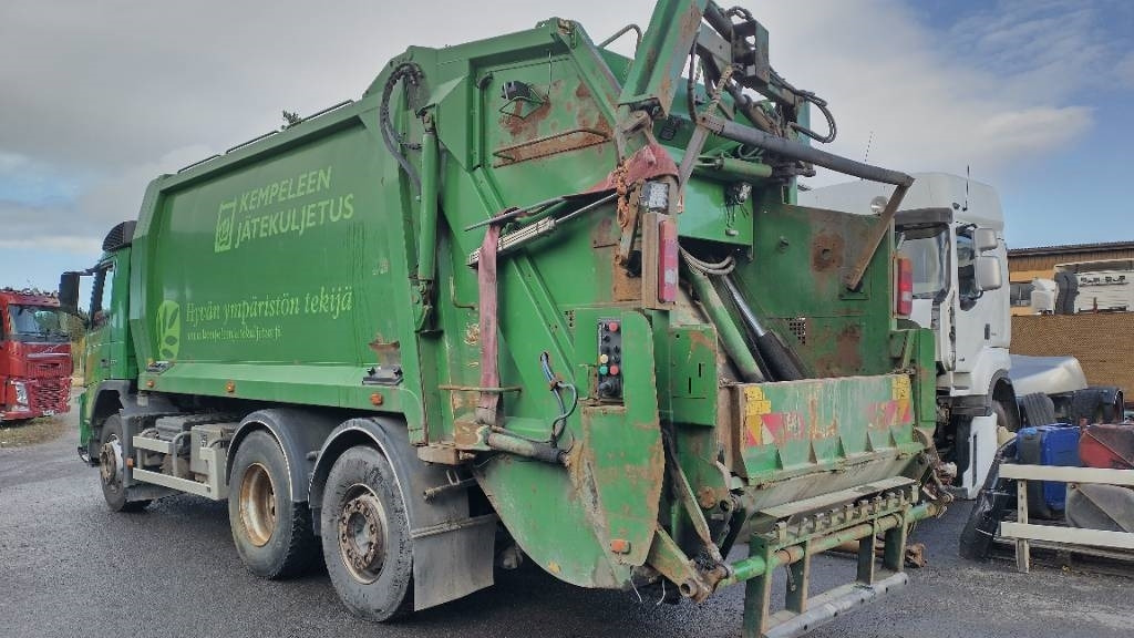 Volvo FM330 6x2 Norba pakkaaja,molokki nostin, manuaali - Απορριμματοφόρο: φωτογραφία 5 Volvo FM330 6x2 Norba pakkaaja,molokki nostin, manuaali - Απορριμματοφόρο: φωτογραφία 5