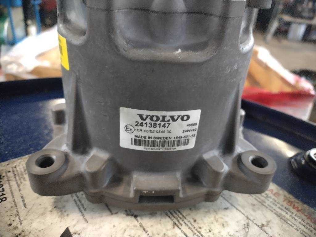 Volvo Vds moottori, sähköservo - Ηλεκτρικό σύστημα για Φορτηγό: φωτογραφία 1 Volvo Vds moottori, sähköservo - Ηλεκτρικό σύστημα για Φορτηγό: φωτογραφία 1